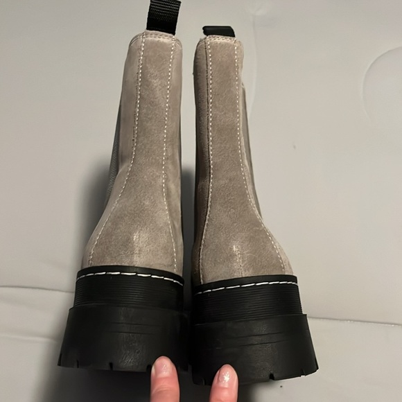 Marc Fisher LTD ‘Pauline’ Chelsea Boots - Picture 10 of 13